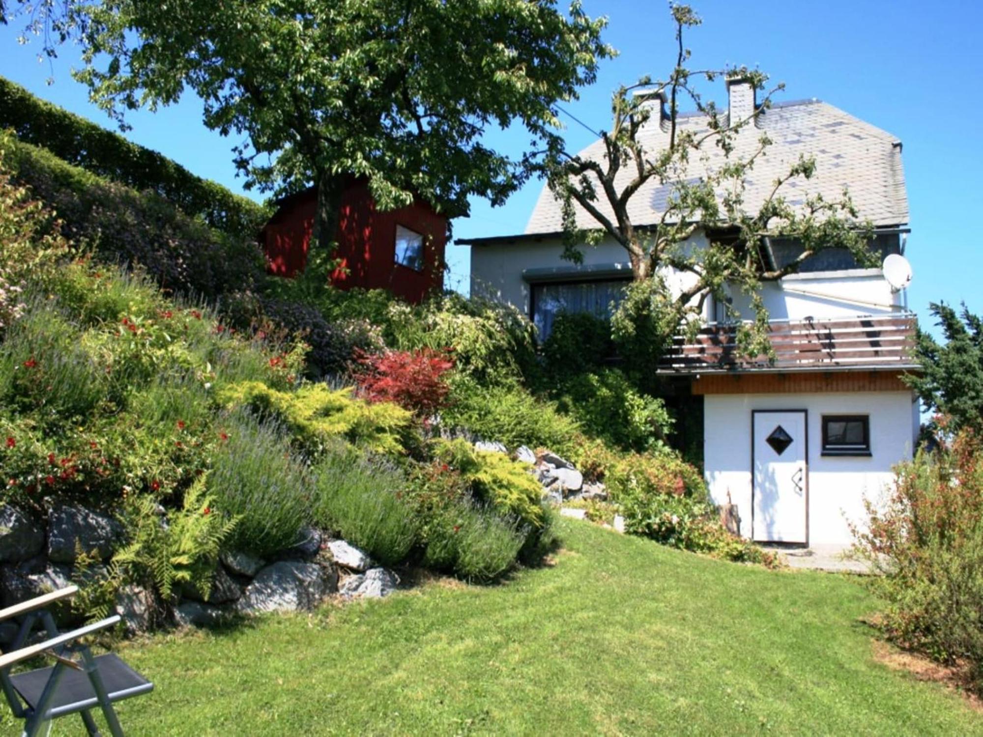 Cosy Apartment In Schwalefeld Near Willingen With Private Terrace Bagian luar foto